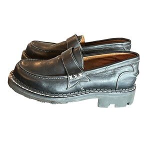 John Fluevog Leather Loafer with Molded Logo Lug Sole Black Size 6